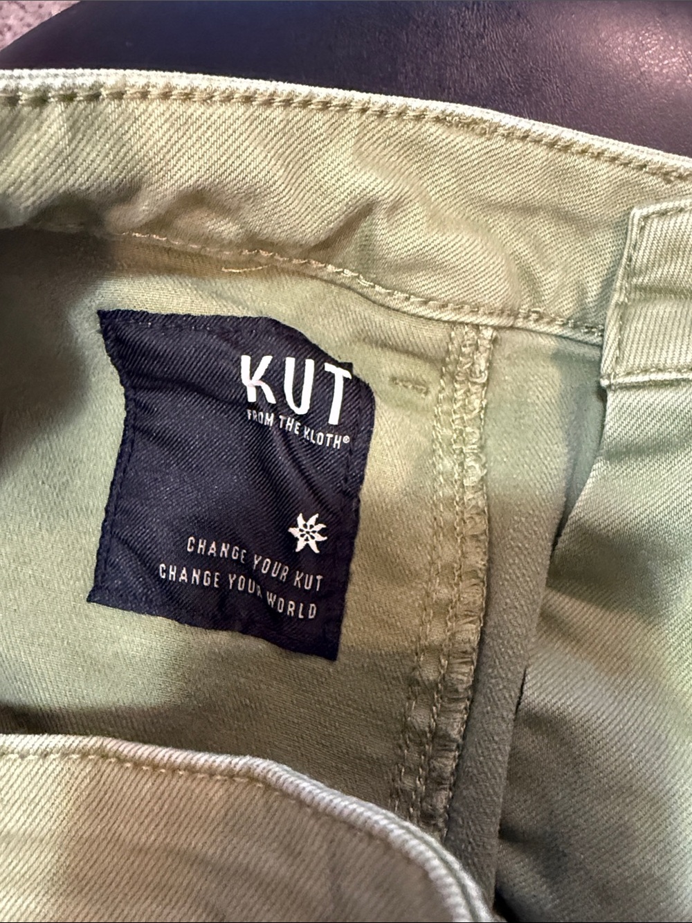 KUT From the Cloth Meg High Rise Wide Leg-Olive Crop Jeans 0 - Picture 8 of 10